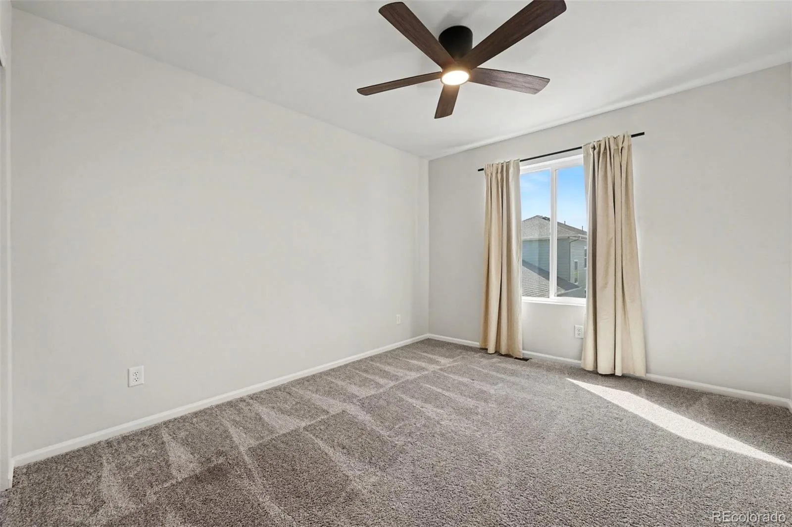 6026 N Orleans Street Aurora CO 80019 | MLS #REC1964214 09242026101132 1600 27