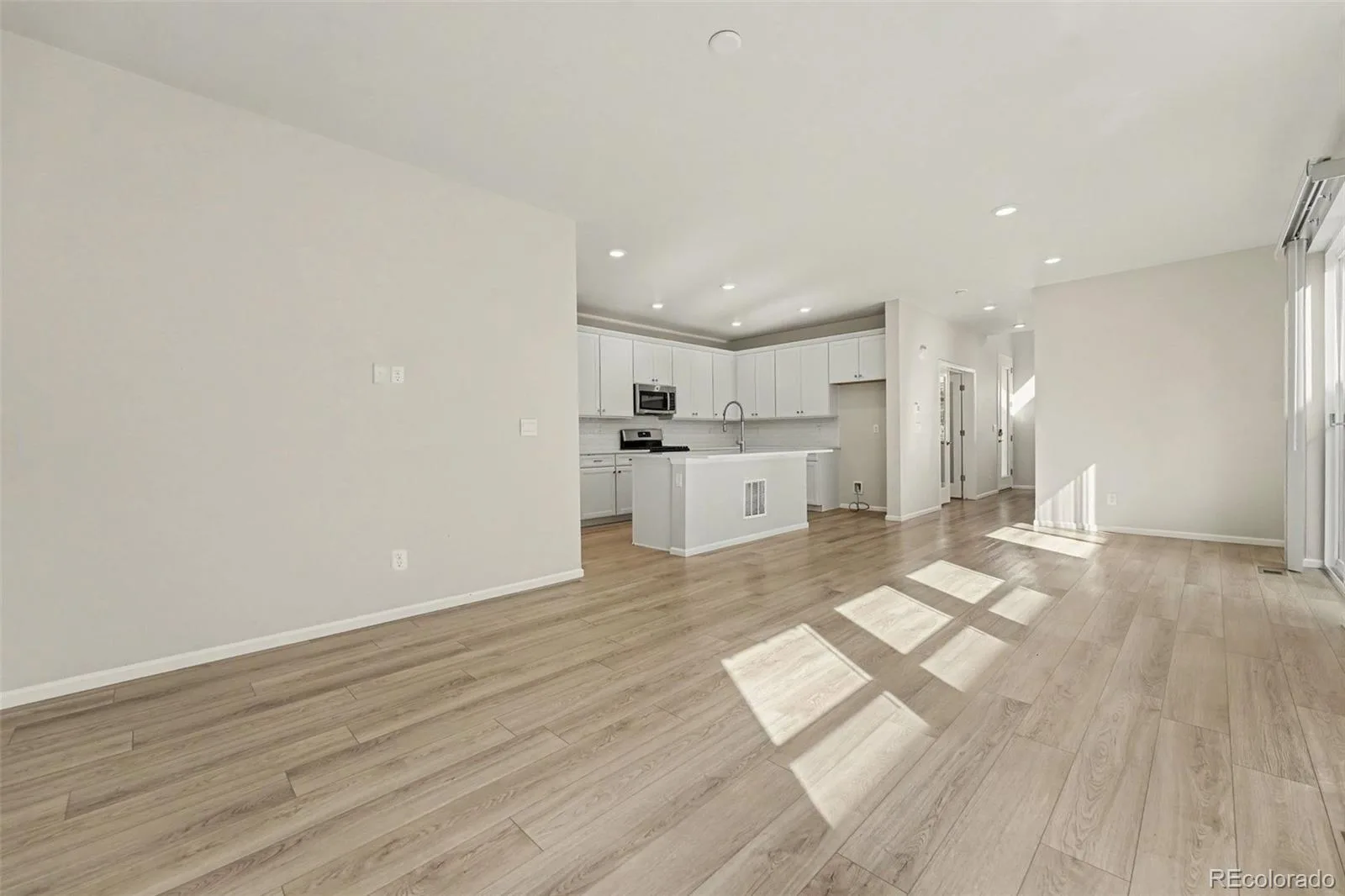 6026 N Orleans Street Aurora CO 80019 | MLS #REC1964214 09242026101132 1600 9