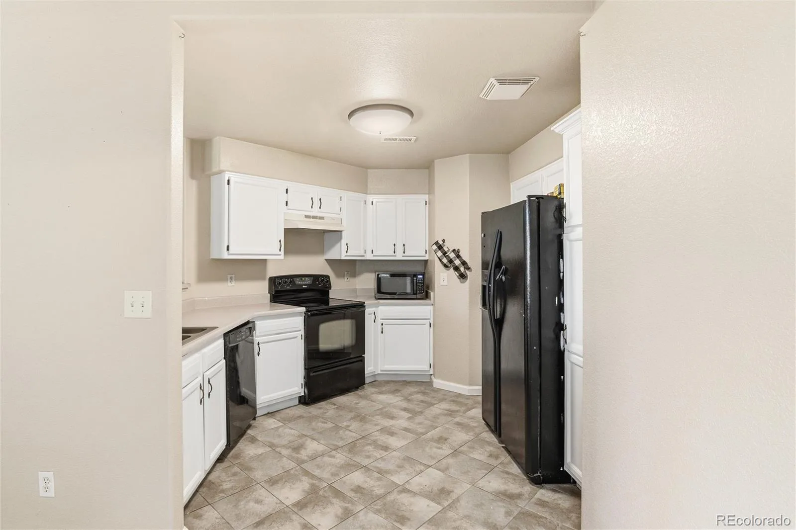 1010 S Yampa Street #101 Aurora CO 80017 | MLS #REC1964573 09222026225530 1600 8