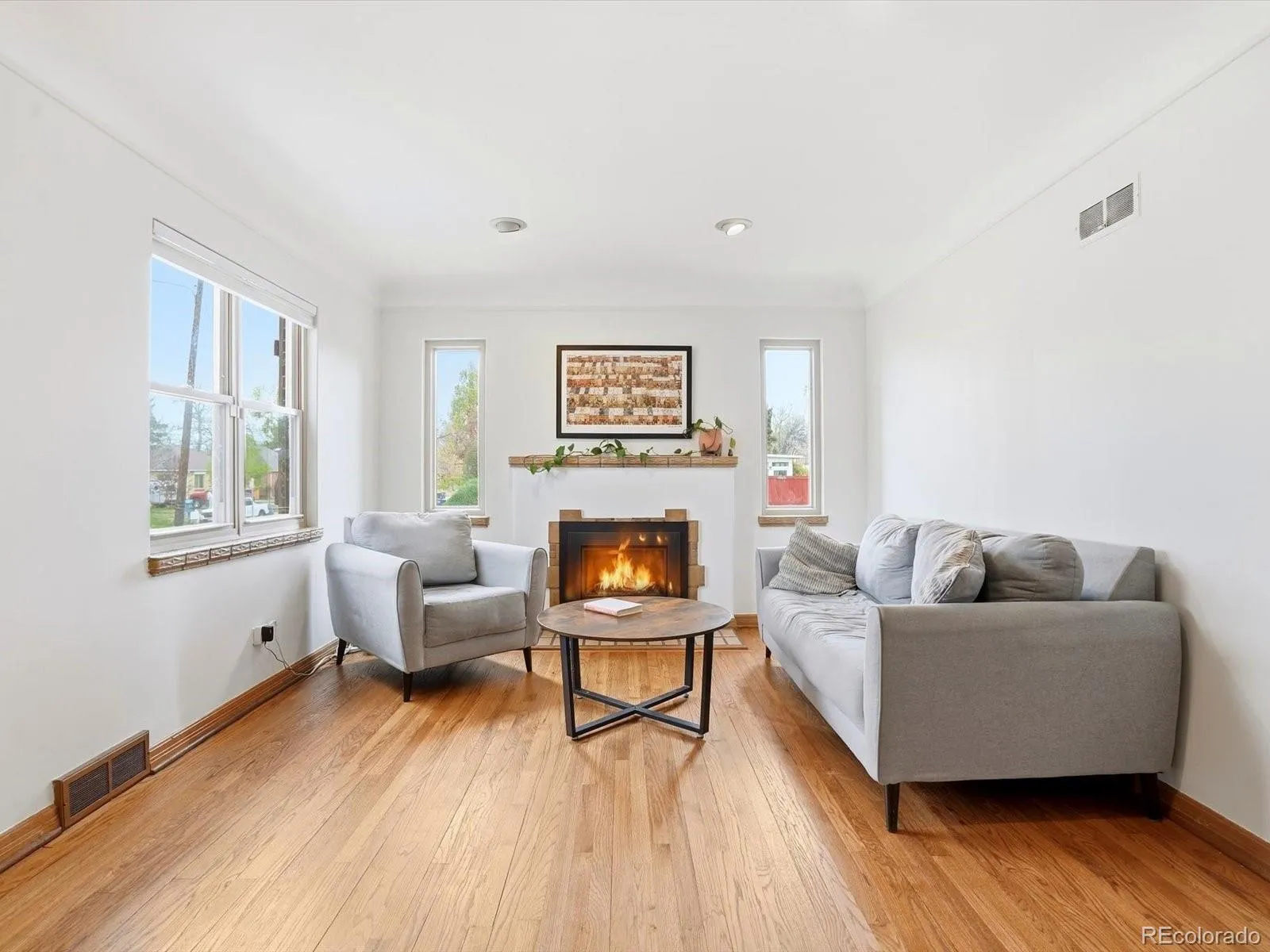 04152026004208 1600 2