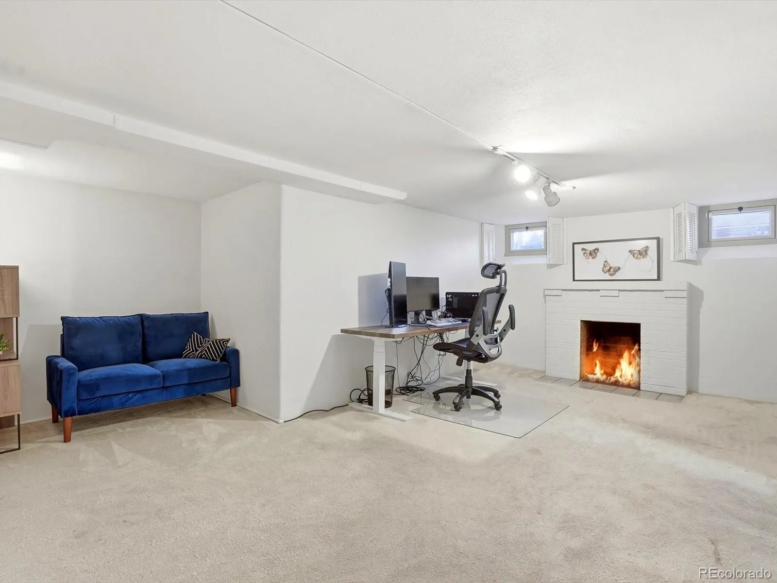 04152026004208 1600 25