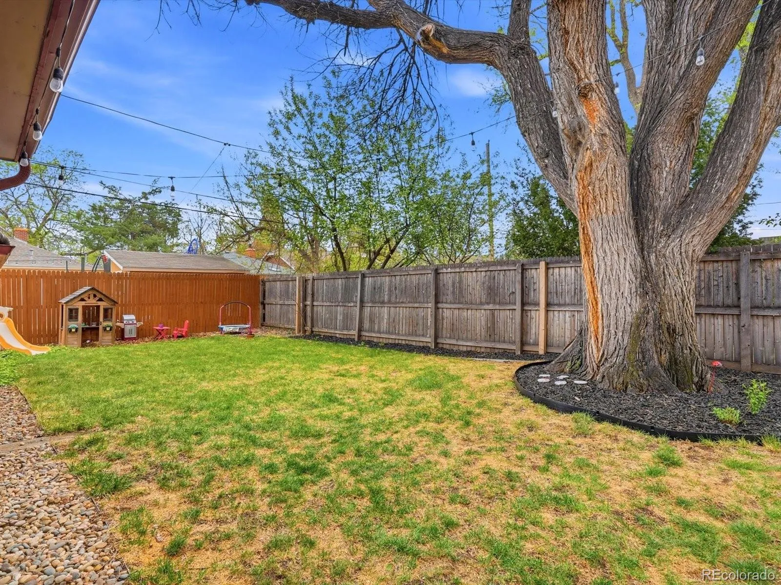 04152026004208 1600 34