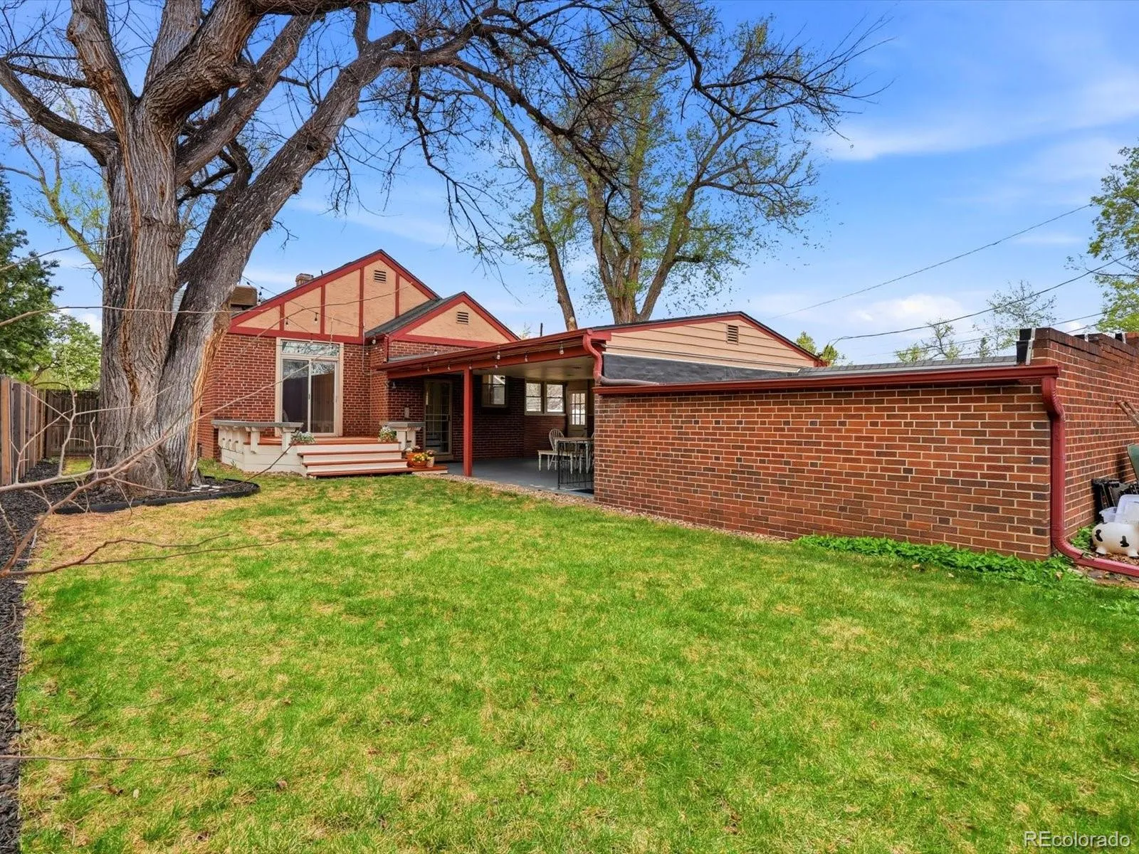 04152026004208 1600 35