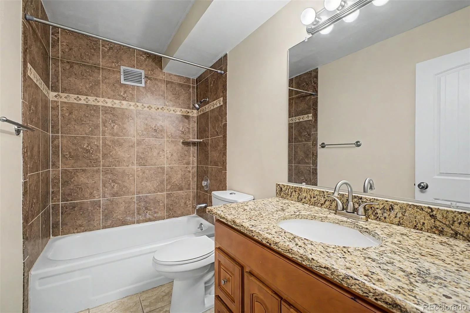 9335 E Center Avenue #9B Denver CO 80247 | MLS #REC1965175 08282026003019 1600 14
