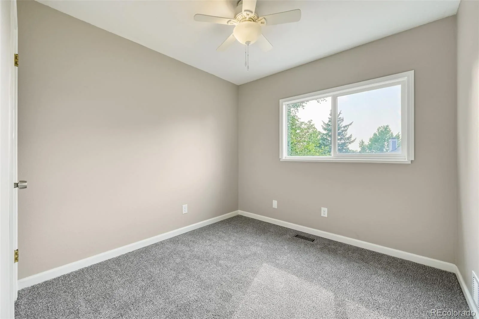 2853 S Espana Street Aurora CO 80013 | MLS #REC1965941 08052026221716 1600 20