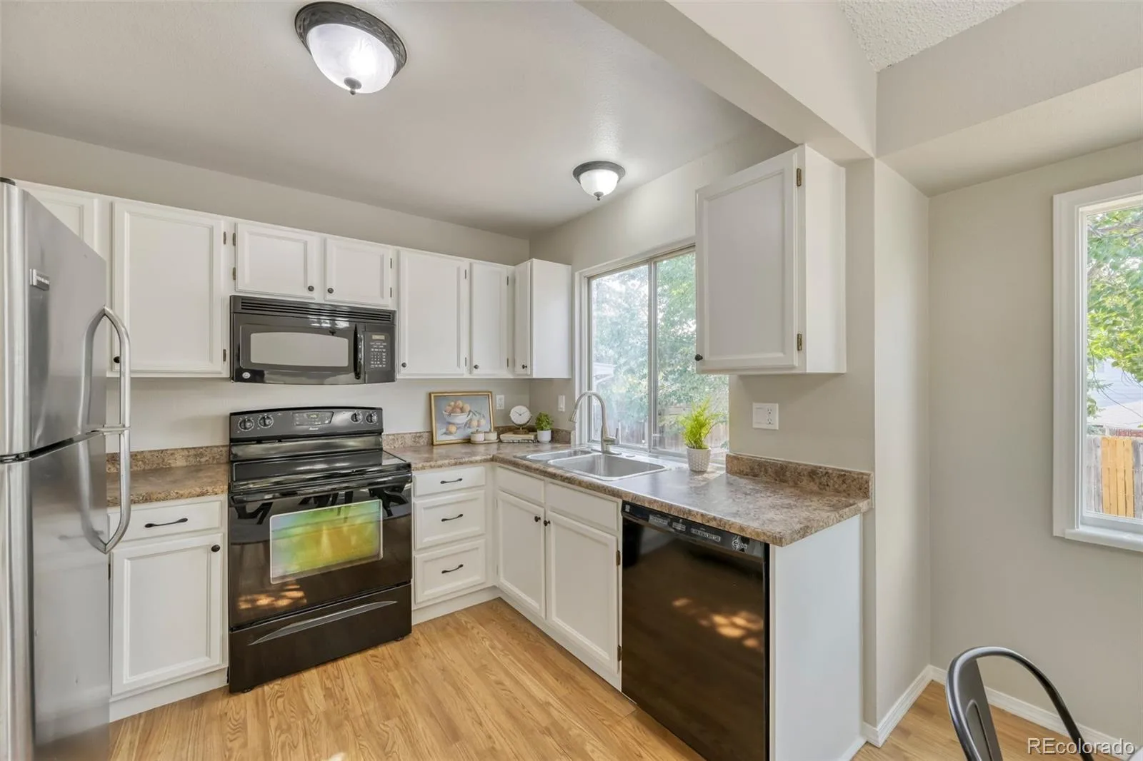 2853 S Espana Street Aurora CO 80013 | MLS #REC1965941 08052026221716 1600 8