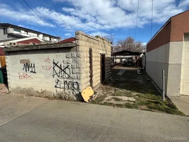 315 Galapago Street Denver CO 80223 | MLS #REC1966552 12192025212344 640 11