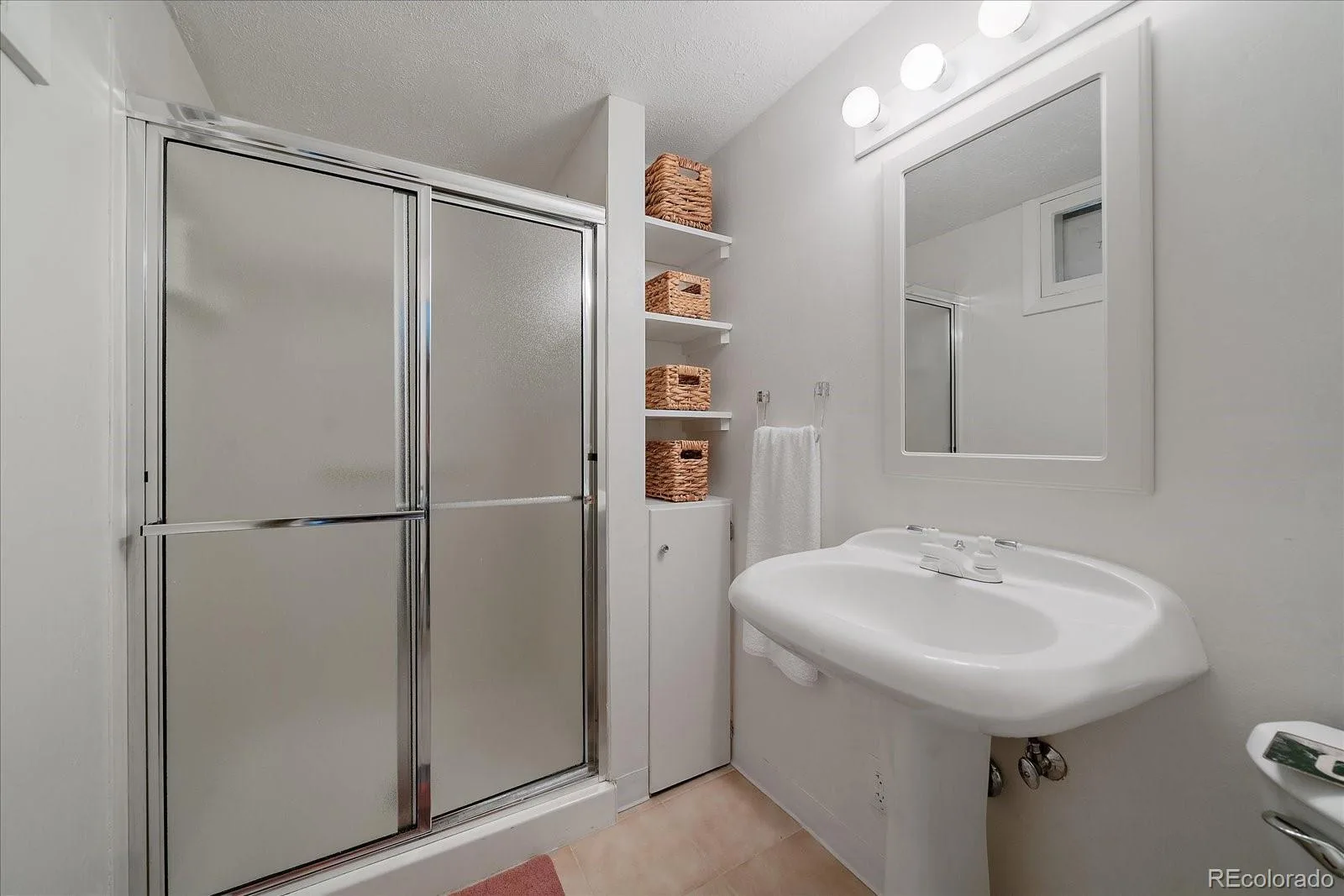 7785 W 5th Avenue Lakewood CO 80226 | MLS #REC1966852 10102026170754 1600 22