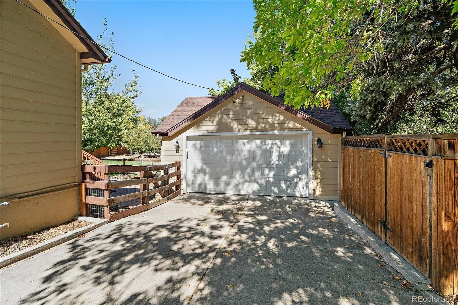 7785 W 5th Avenue Lakewood CO 80226 | MLS #REC1966852 10102026170754 1600 26