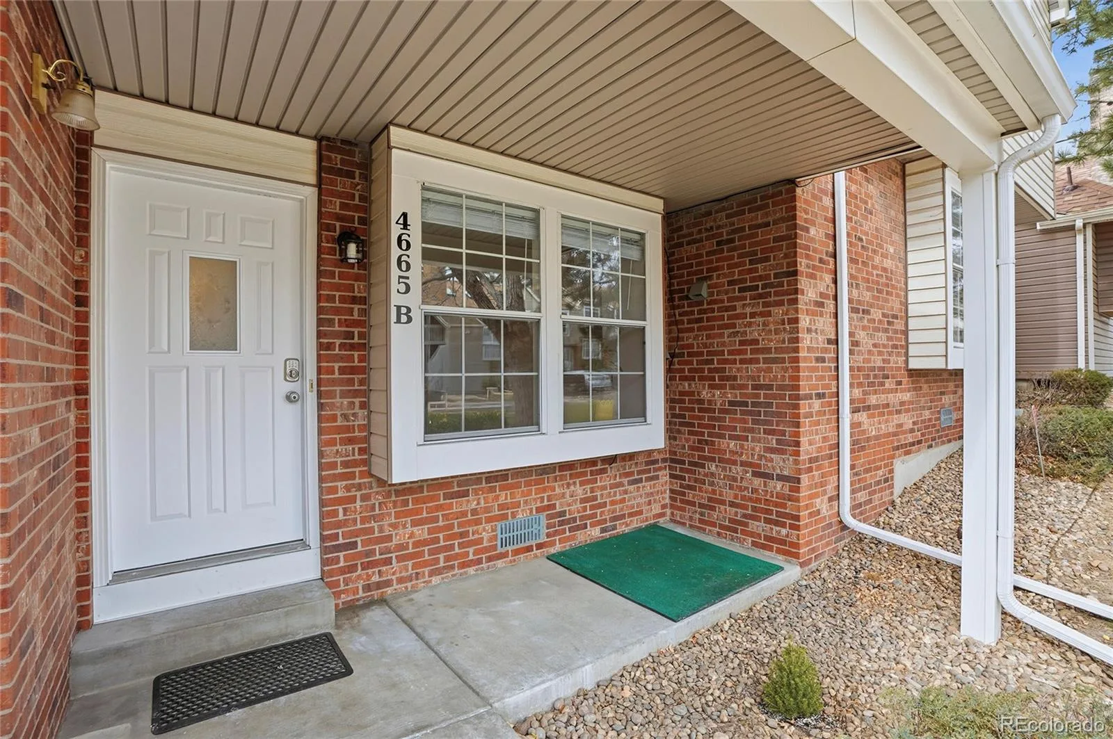 4665 S Dillon Court #B Aurora CO 80015 MLS #REC1968508 05302026054919 1600 1