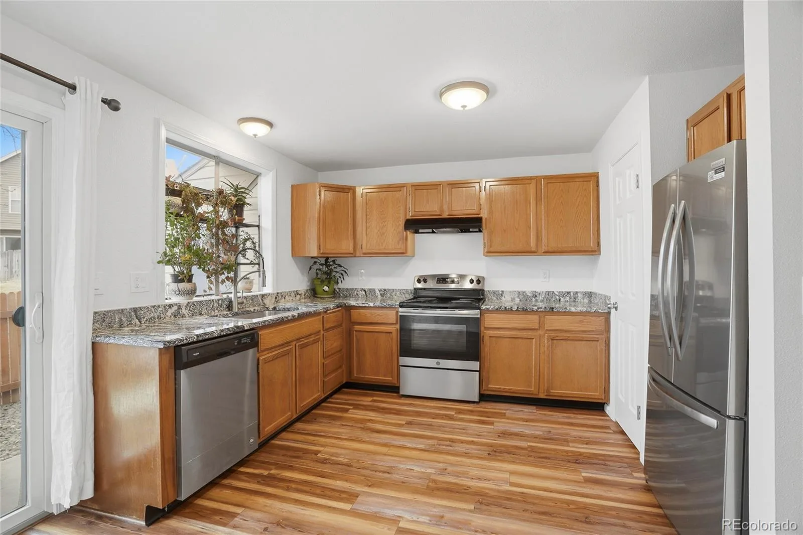 4665 S Dillon Court #B Aurora CO 80015 MLS #REC1968508 05302026054919 1600 11