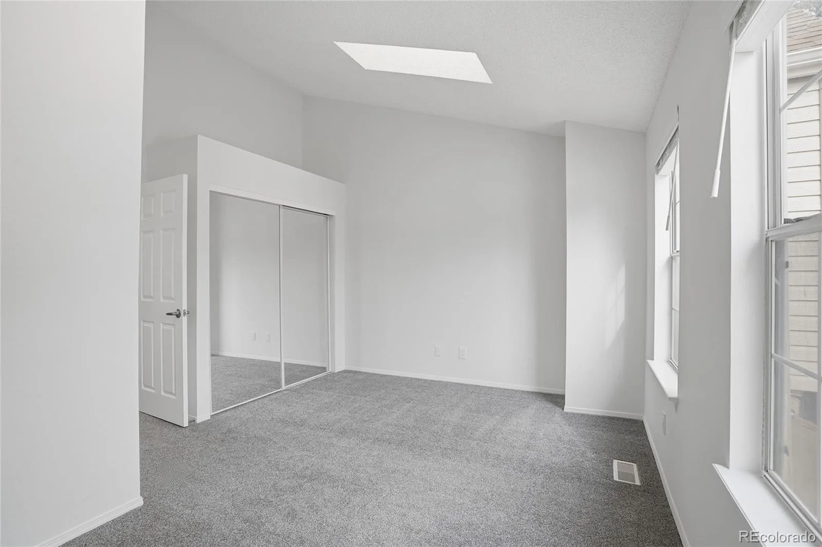 4665 S Dillon Court #B Aurora CO 80015 MLS #REC1968508 05302026054919 1600 20