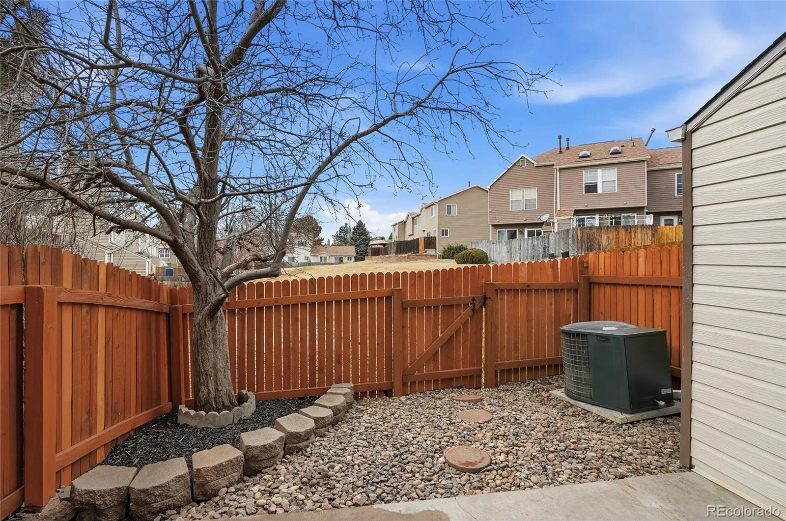 4665 S Dillon Court #B Aurora CO 80015 MLS #REC1968508 05302026054919 1600 23