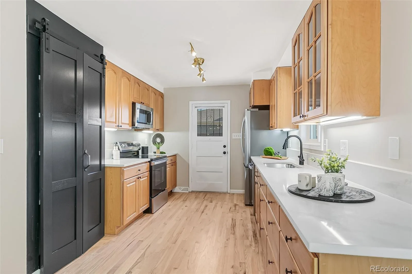 2987 S University Boulevard Denver CO 80210 MLS #REC1969405 06102026013832 1600 10