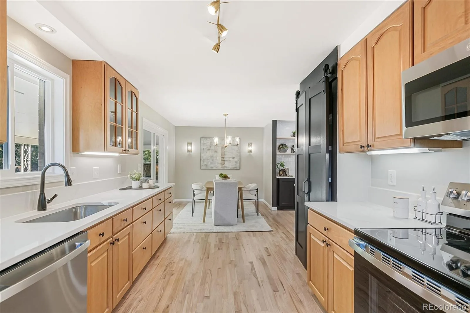 2987 S University Boulevard Denver CO 80210 MLS #REC1969405 06102026013832 1600 12