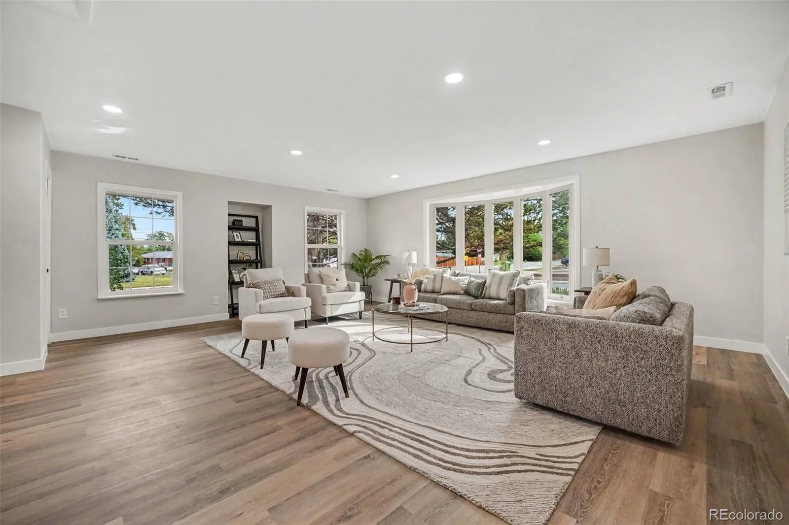1856 E Mineral Avenue Centennial CO 80122 | MLS #REC1971163 09252026042055 1600 6