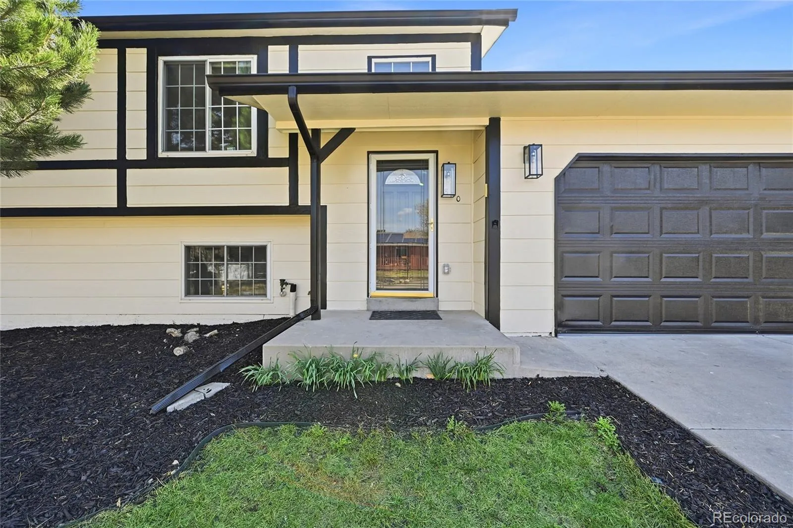 04012026185748 1600 1