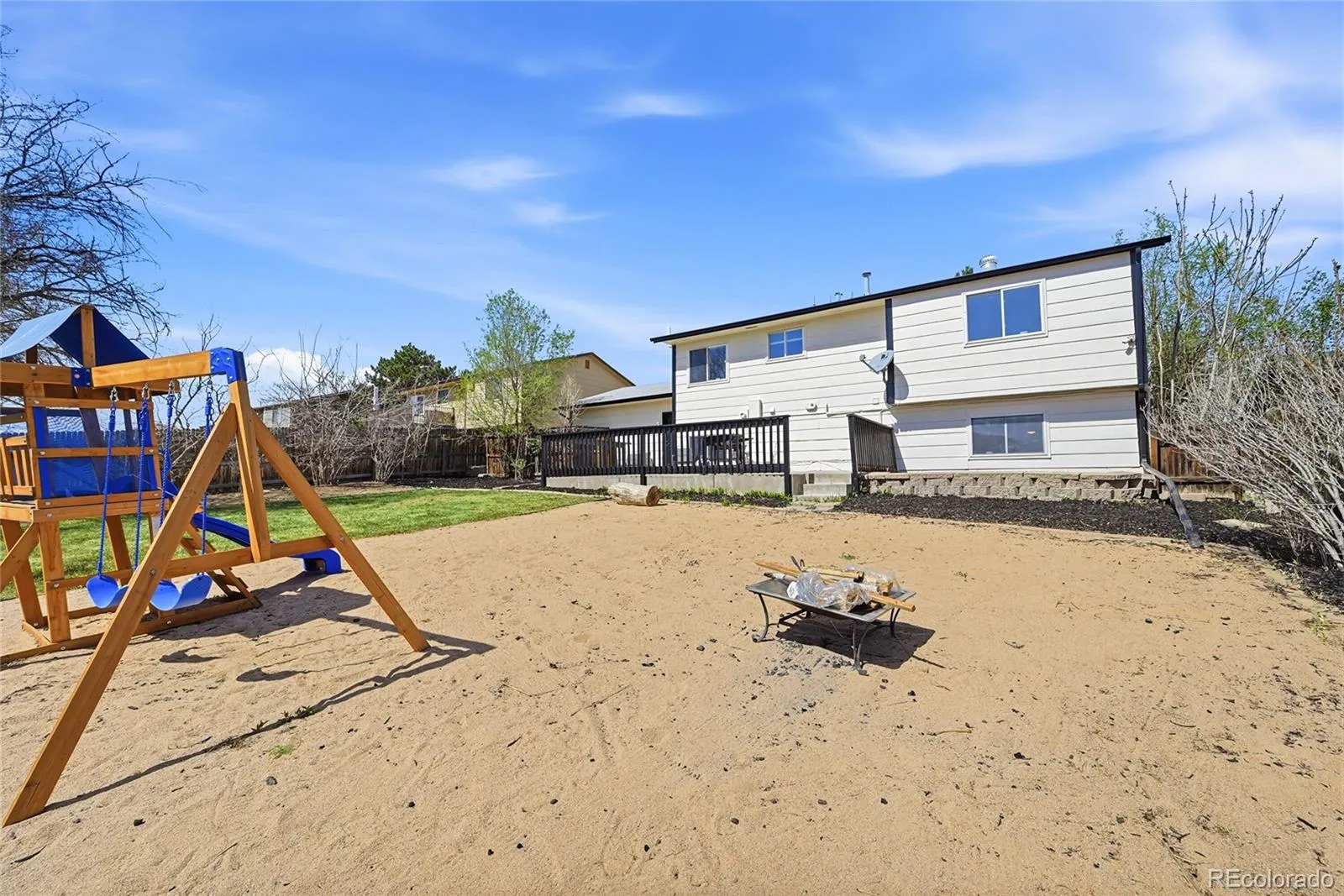 04012026185748 1600 24