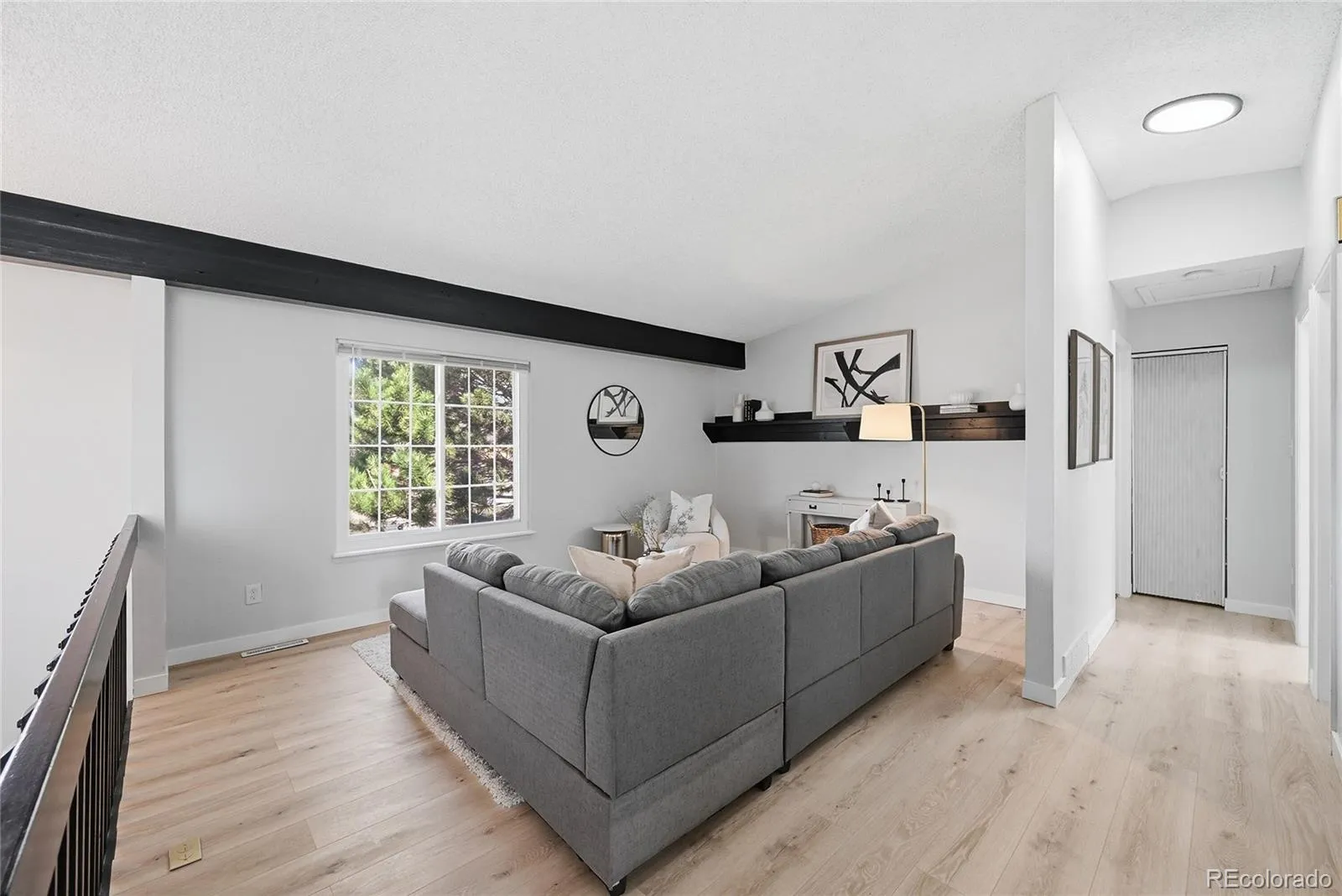 04012026185748 1600 4