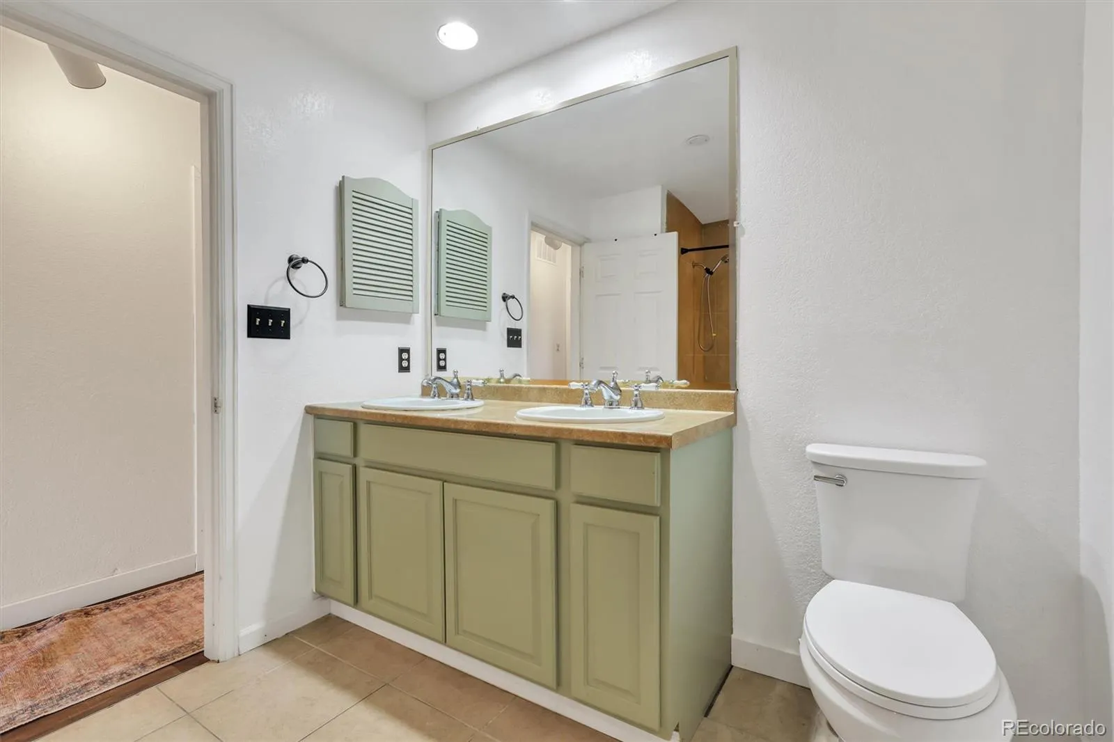 2053 S Worchester Way Aurora CO 80014 MLS #REC1974249 05142026074541 1600 13