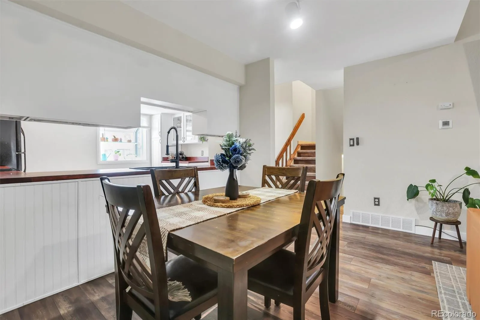 2053 S Worchester Way Aurora CO 80014 MLS #REC1974249 05142026074541 1600 6