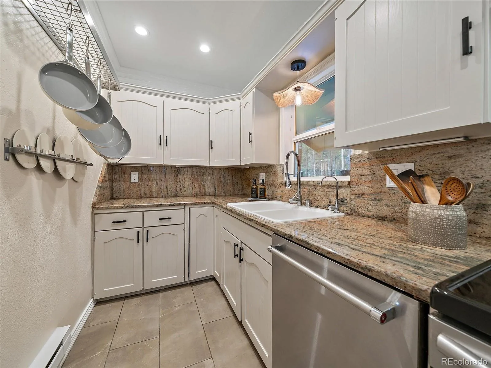 65 Apache Road Evergreen CO 80439 | MLS #REC1974738 07272026033424 1600 9