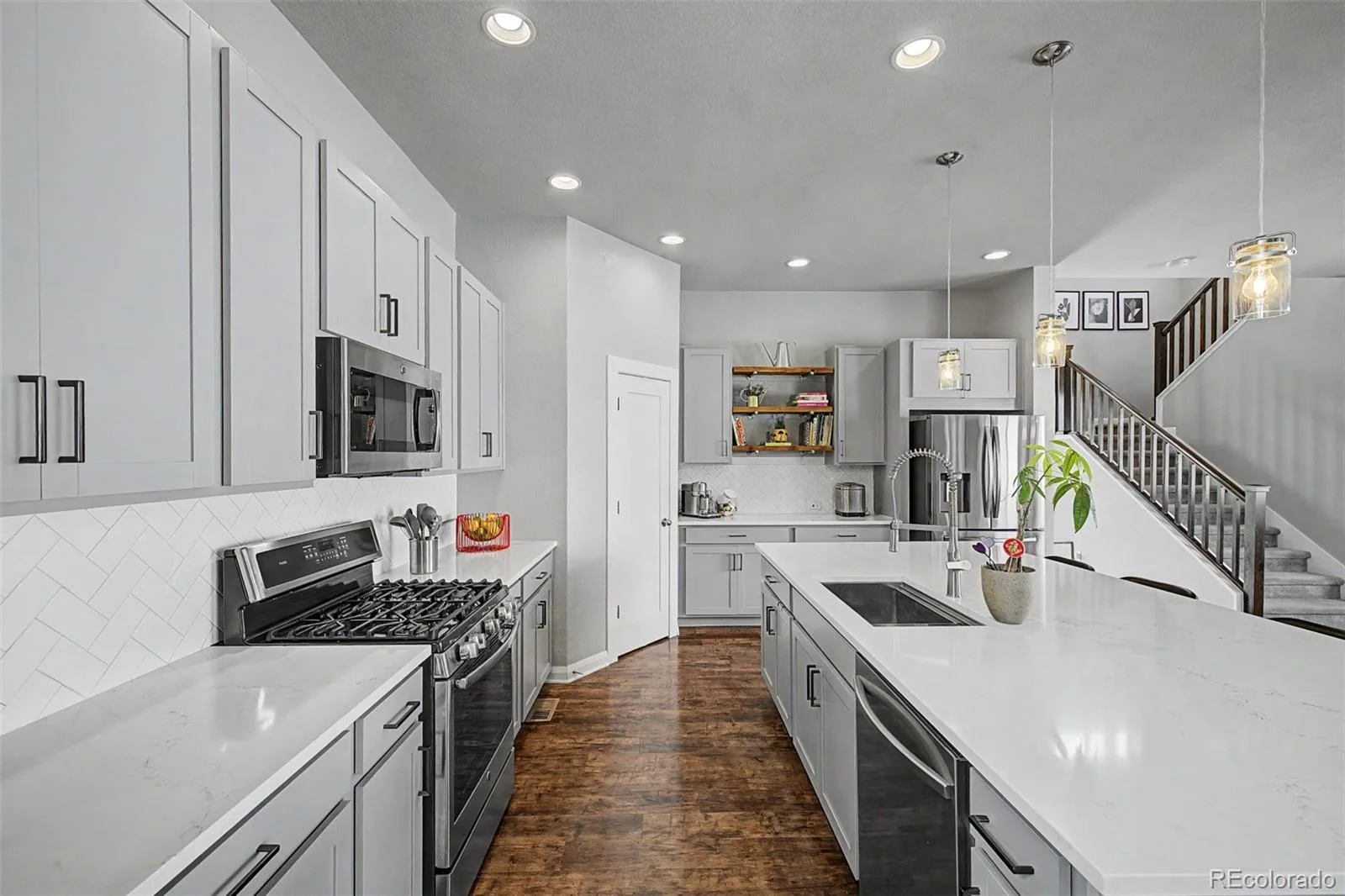 1365 W 67th Place Denver CO 80221 MLS #REC1975195 06242026224223 1600 14