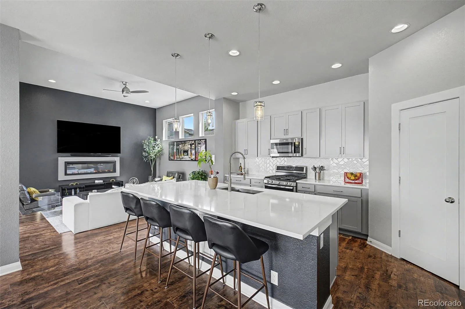 1365 W 67th Place Denver CO 80221 MLS #REC1975195 06242026224223 1600 16