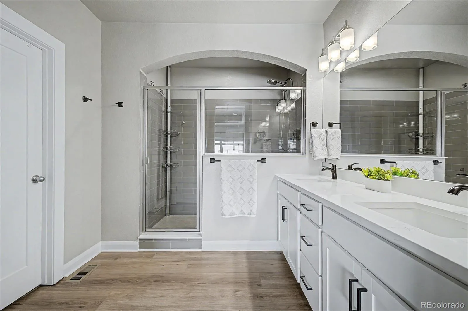 1365 W 67th Place Denver CO 80221 MLS #REC1975195 06242026224223 1600 21