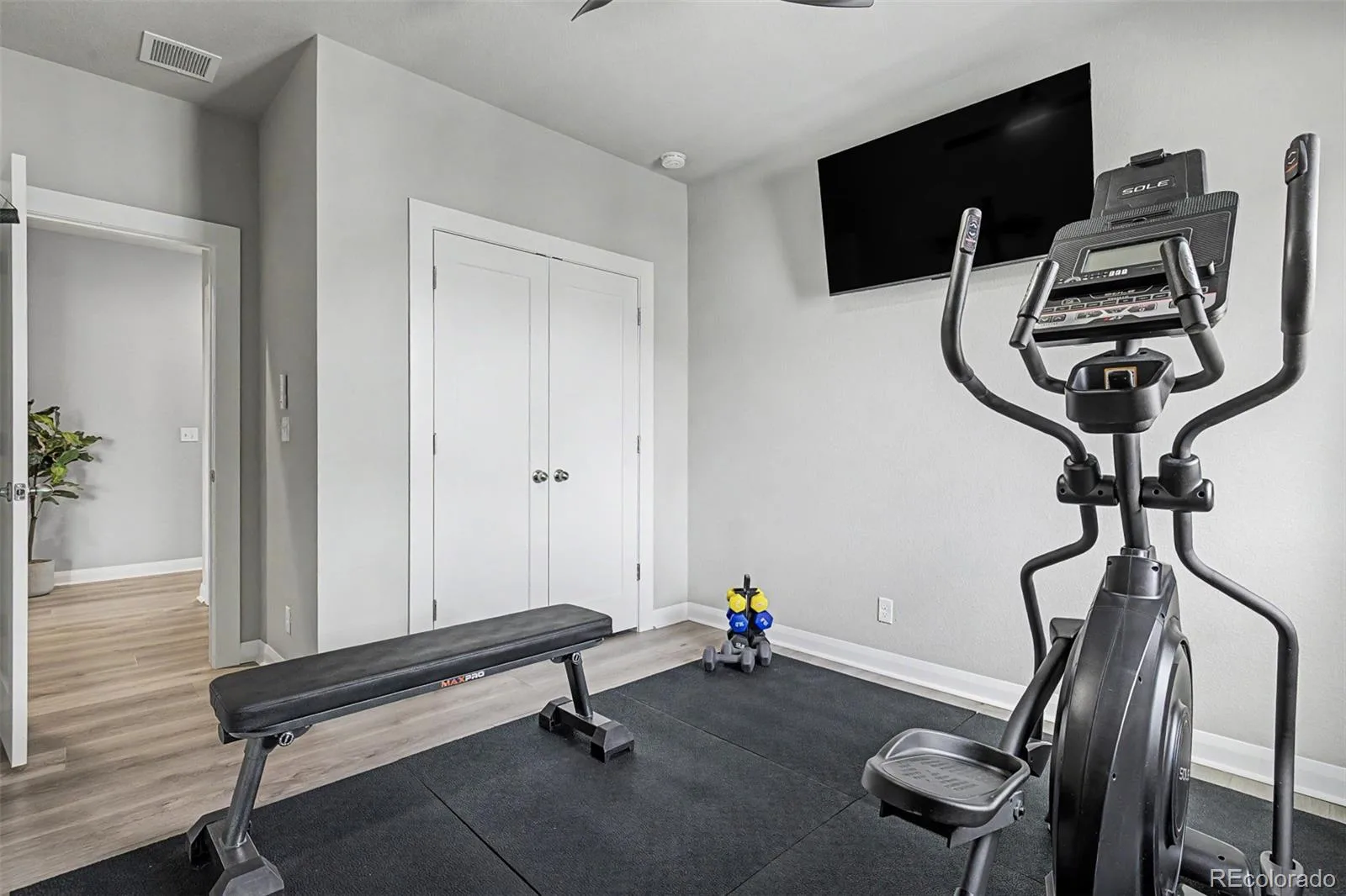 1365 W 67th Place Denver CO 80221 MLS #REC1975195 06242026224223 1600 37