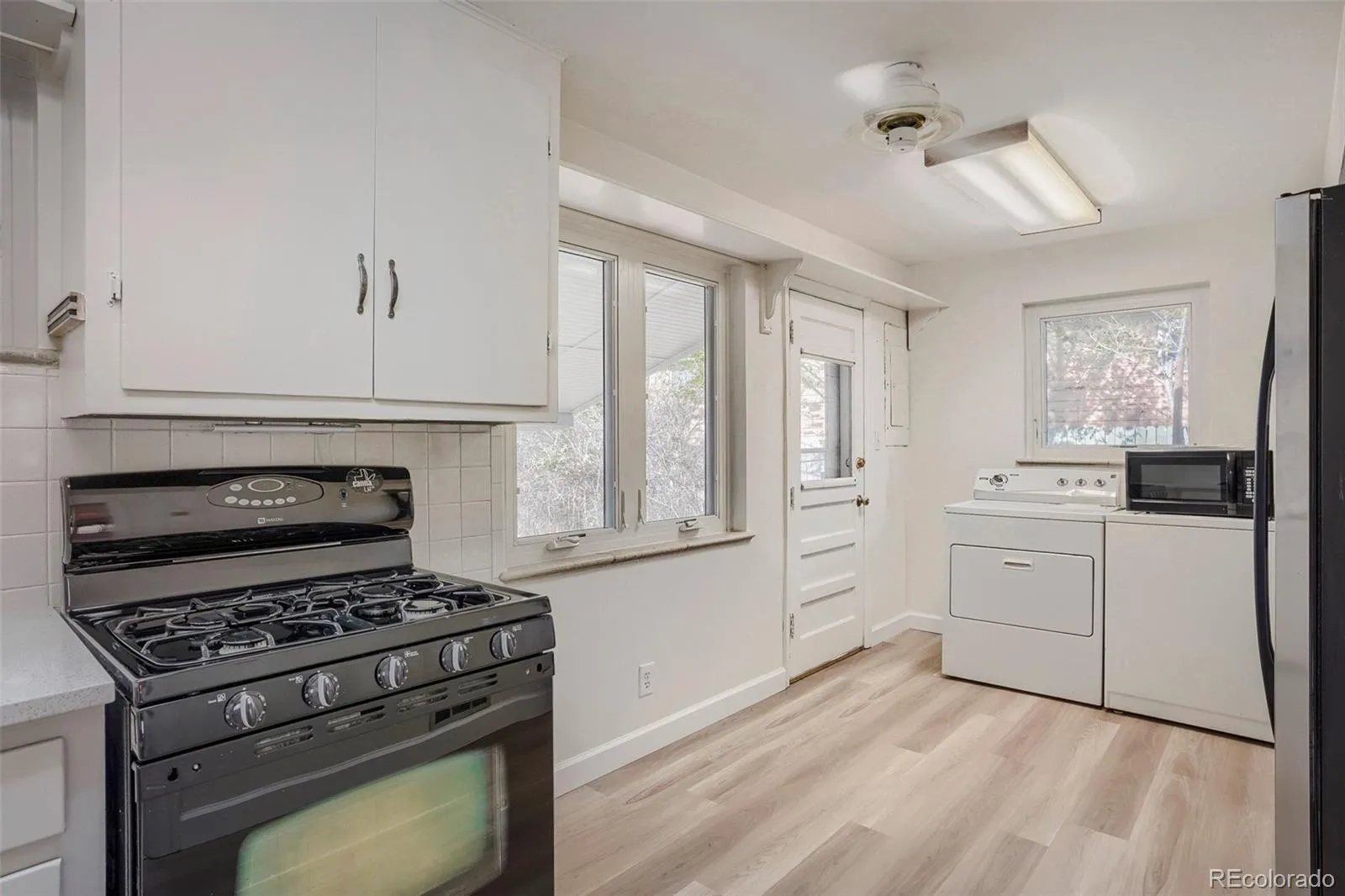 04152026183755 1600 11