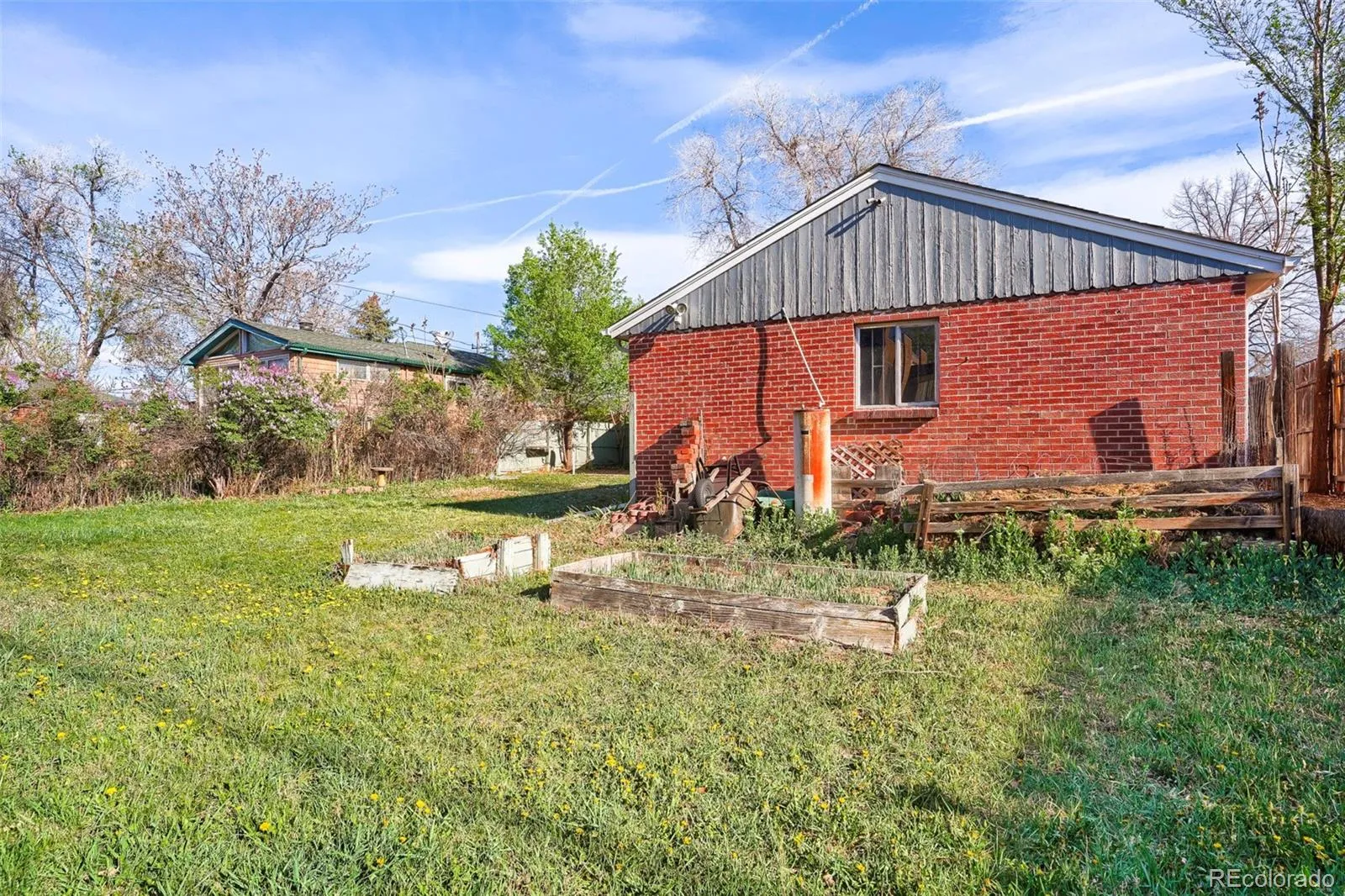 04152026183755 1600 24