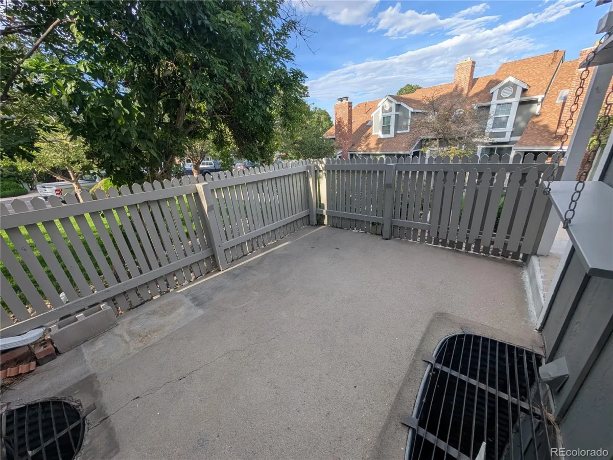 1041 S Fraser Way Aurora CO 80012 | MLS #REC1975514 08312026180522 1200 15
