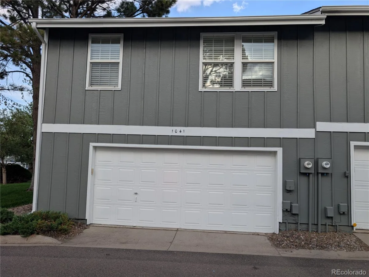 1041 S Fraser Way Aurora CO 80012 | MLS #REC1975514 08312026180522 1200 2