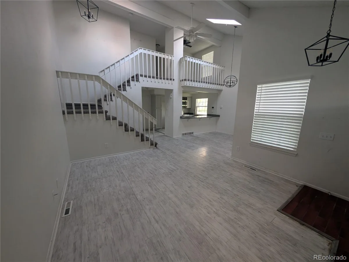 1041 S Fraser Way Aurora CO 80012 | MLS #REC1975514 08312026180522 1200 5