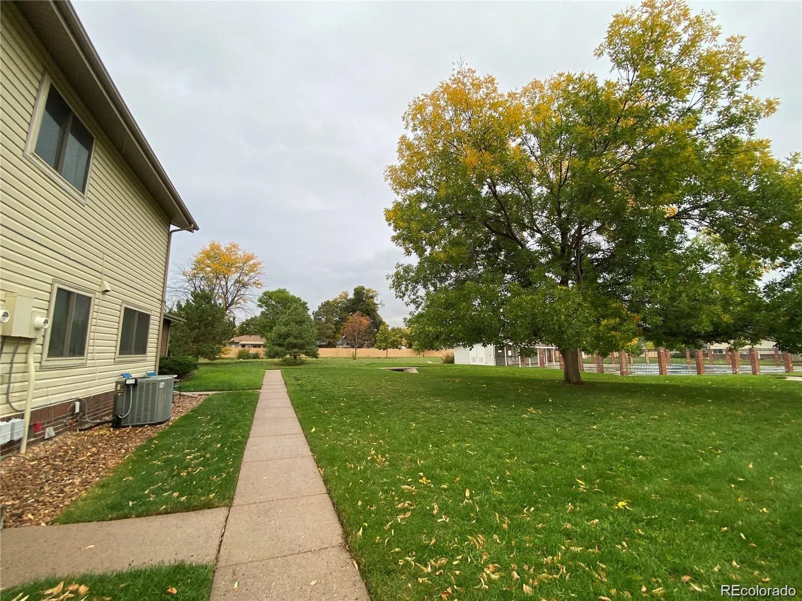 3355 S Flower Street #106 Lakewood CO 80227 | MLS #REC1975673 05282026023504 1600 25