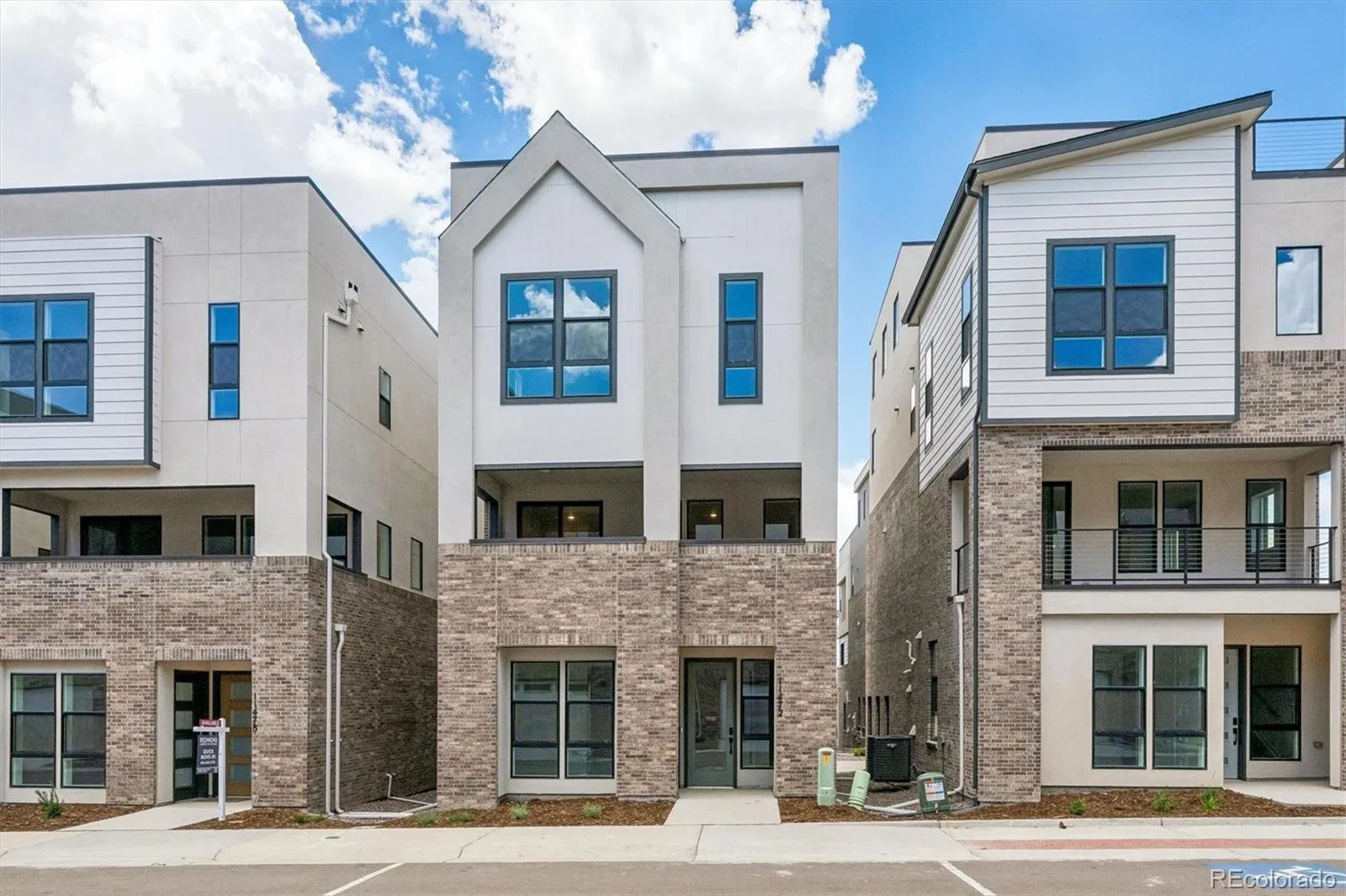 11472 E Briarwood Circle Centennial CO 80112 MLS #REC1976922 06092026192525 1600 0