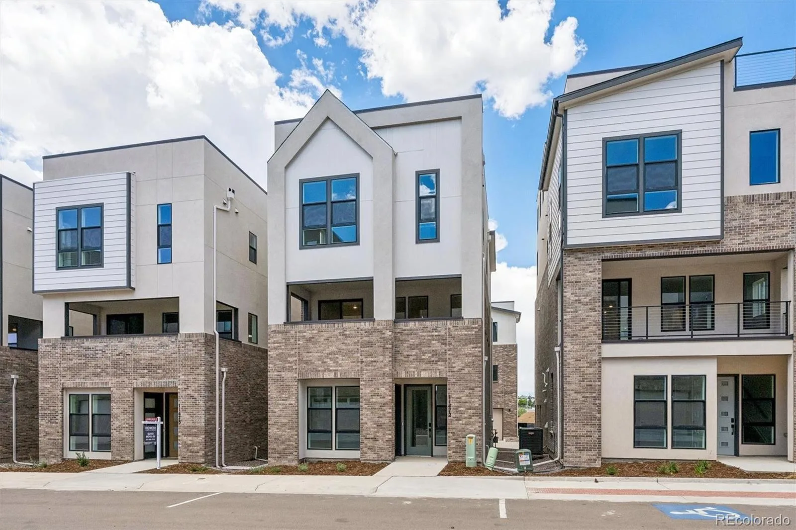 11472 E Briarwood Circle Centennial CO 80112 MLS #REC1976922 06092026192525 1600 1