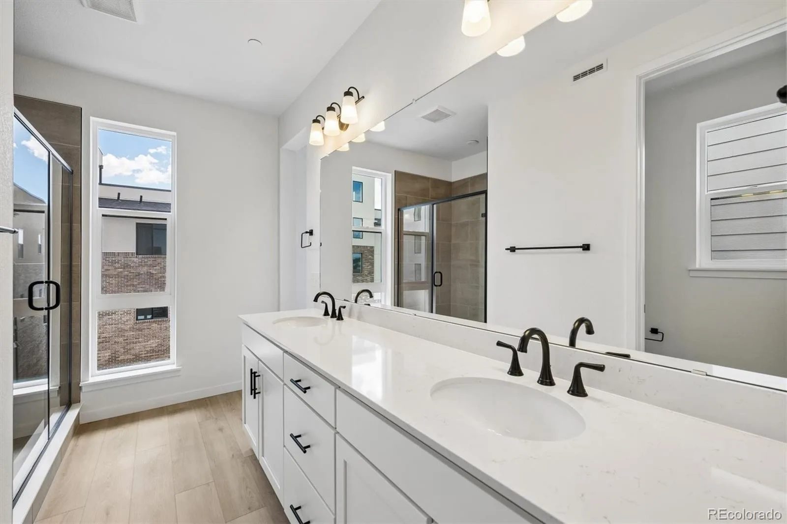 11472 E Briarwood Circle Centennial CO 80112 MLS #REC1976922 06092026192525 1600 14