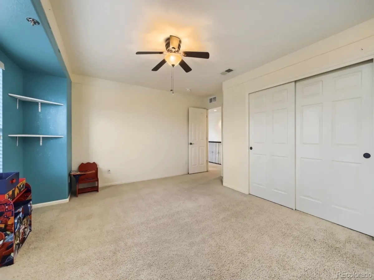 6381 S Patsburg Court Aurora CO 80016 MLS #REC1978467 04152026235607 1200 35