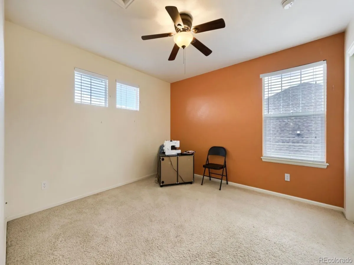 6381 S Patsburg Court Aurora CO 80016 MLS #REC1978467 04152026235607 1200 36