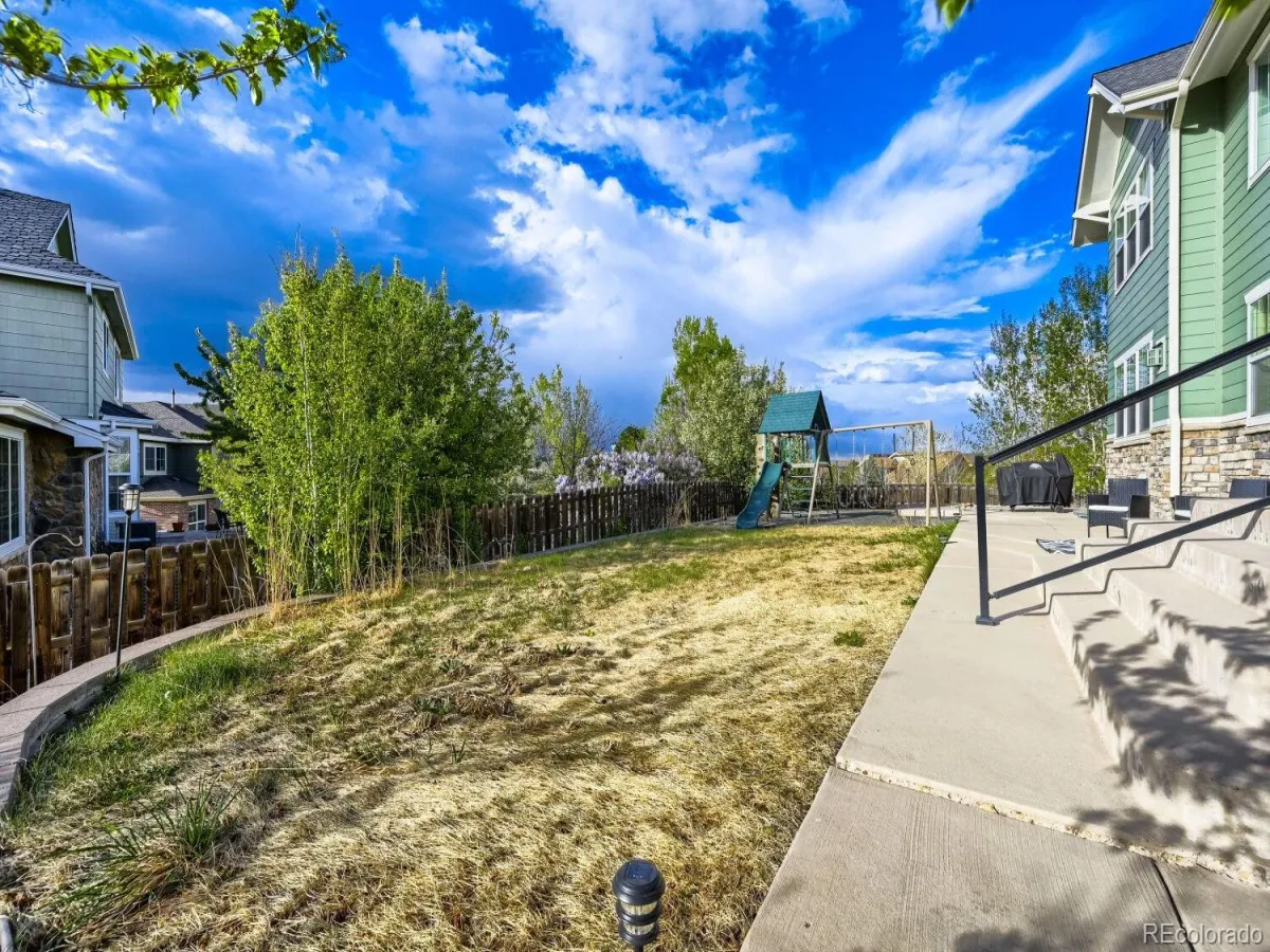 6381 S Patsburg Court Aurora CO 80016 MLS #REC1978467 04152026235607 1200 48