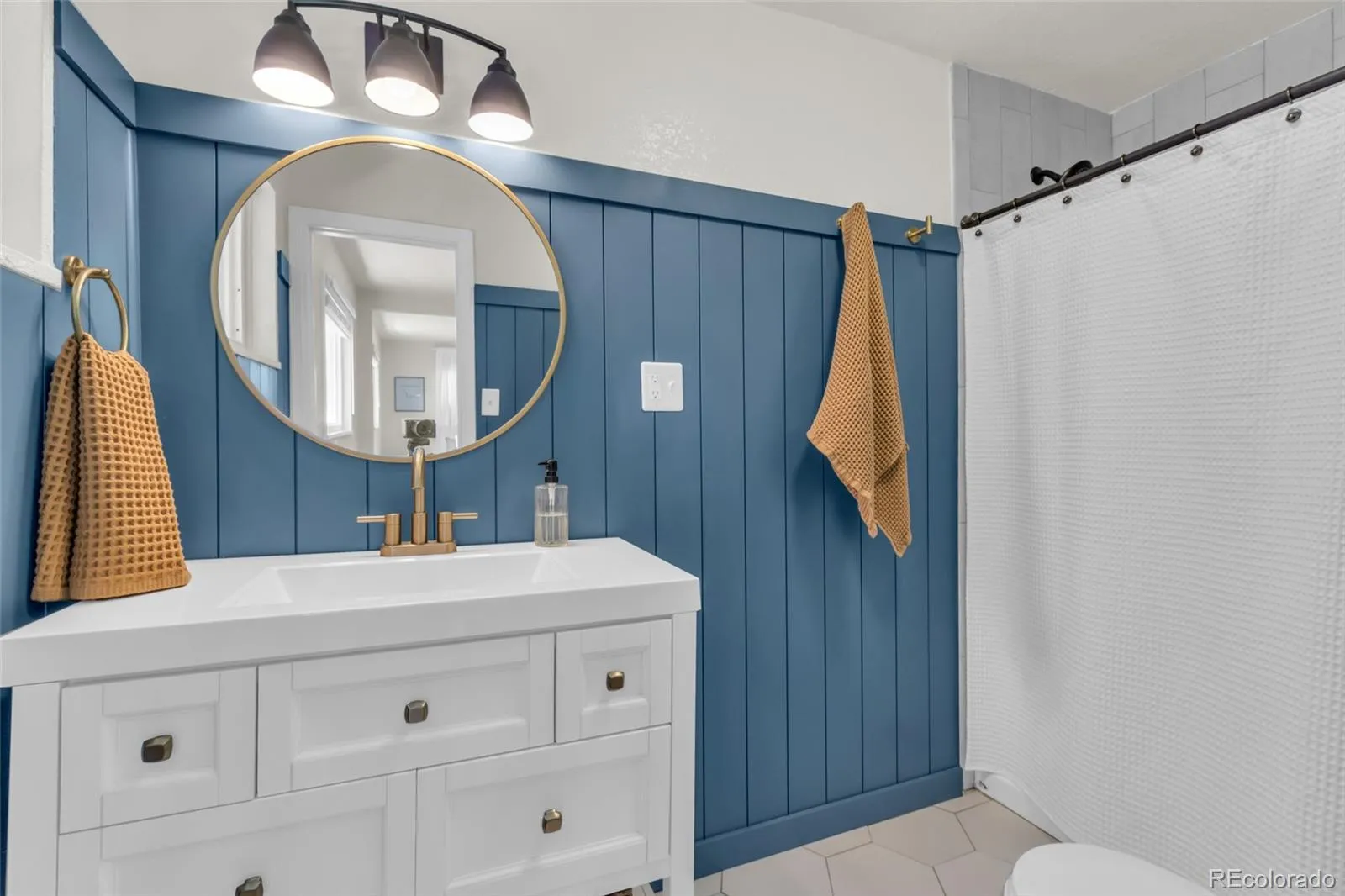 04202026165257 1600 21