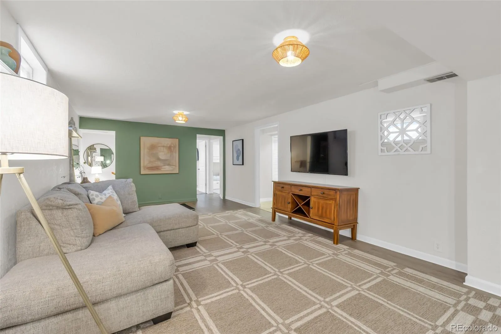 04202026165257 1600 27