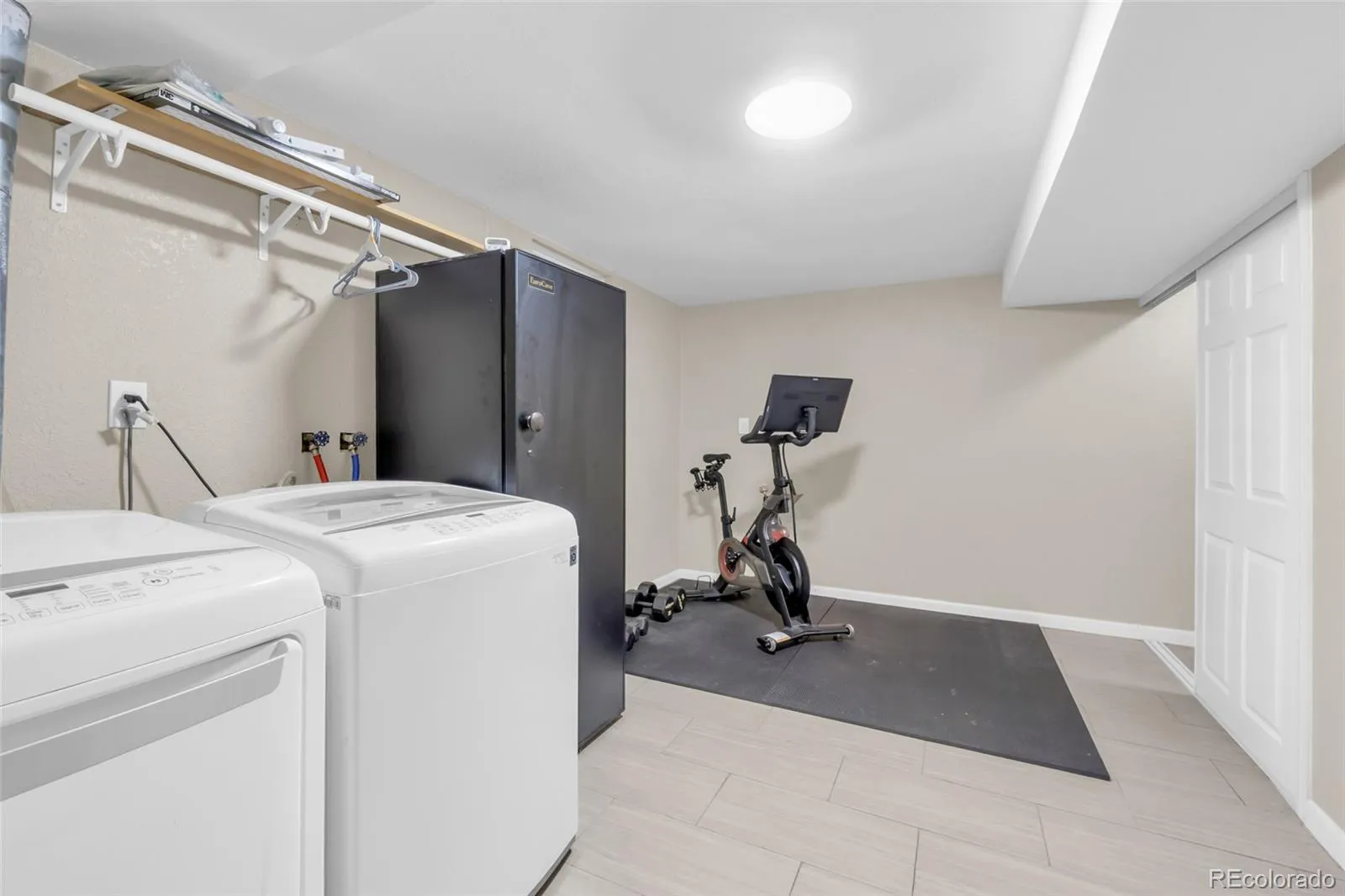 04202026165257 1600 33