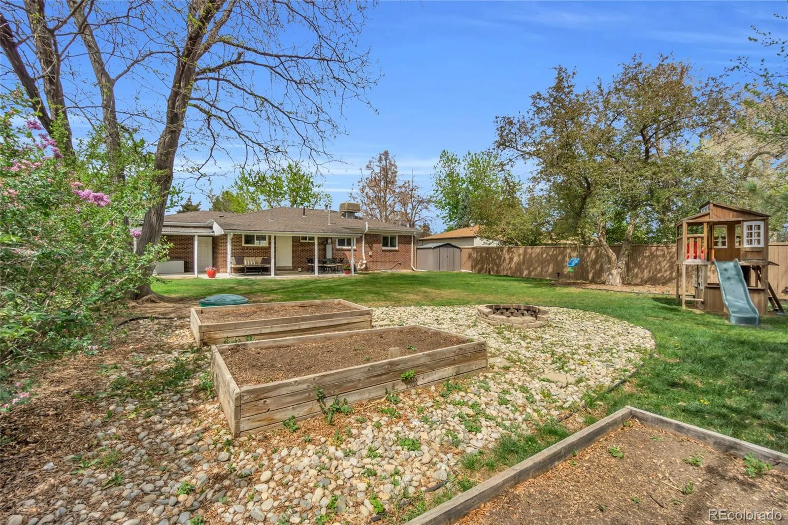 04202026165257 1600 42