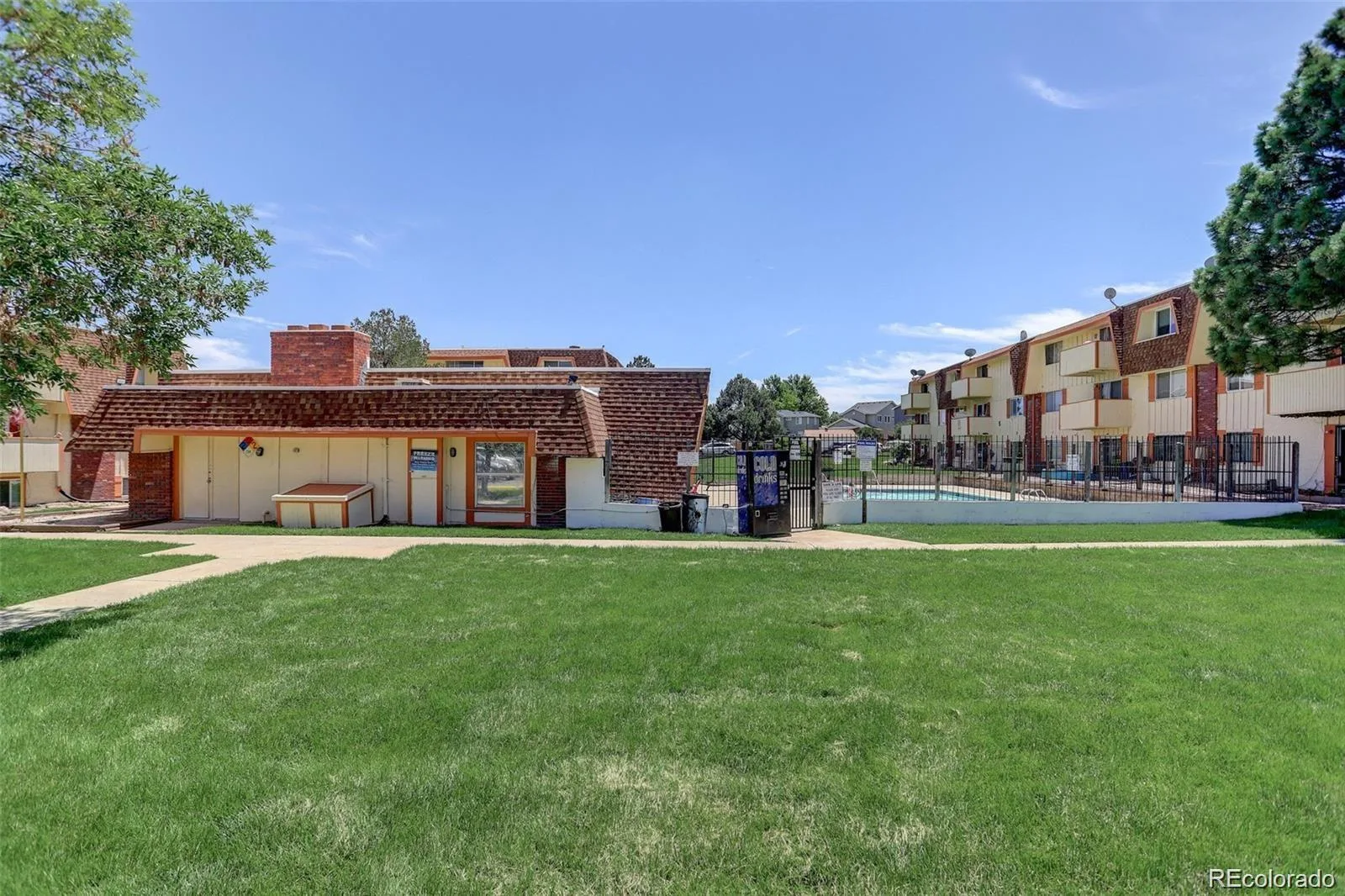 10211 Ura Lane #3-201 Thornton CO 80260 | MLS #REC1979585 08042026002842 1600 17