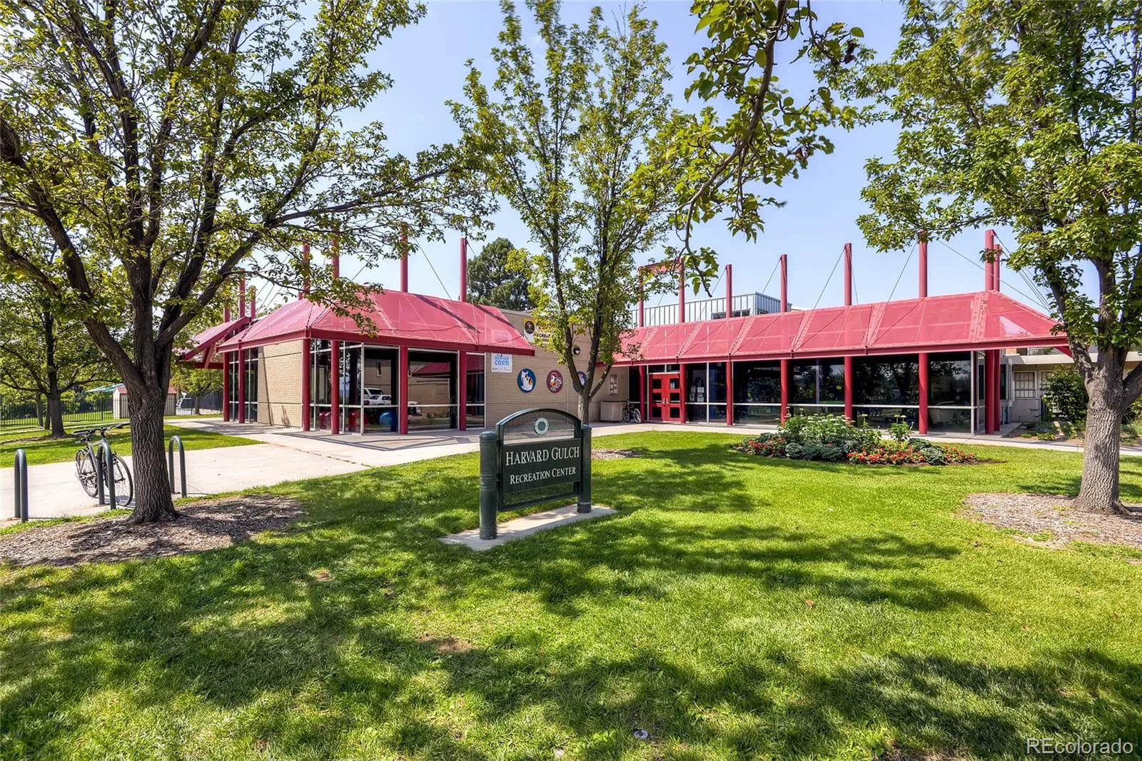 2739 S Lincoln Street Englewood CO 80113 | MLS #REC1980209 10112026144555 1600 41