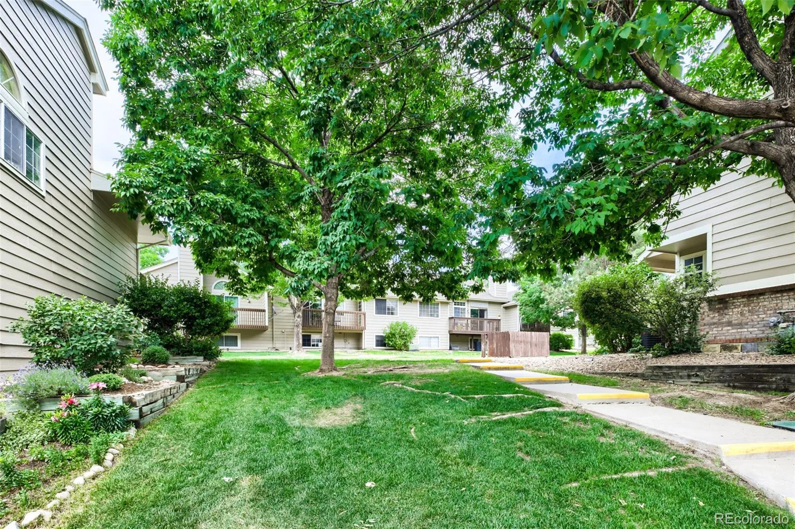 1470 S Quebec Way #240 Denver CO 80231 MLS #REC1980632 06222026213836 1600 28