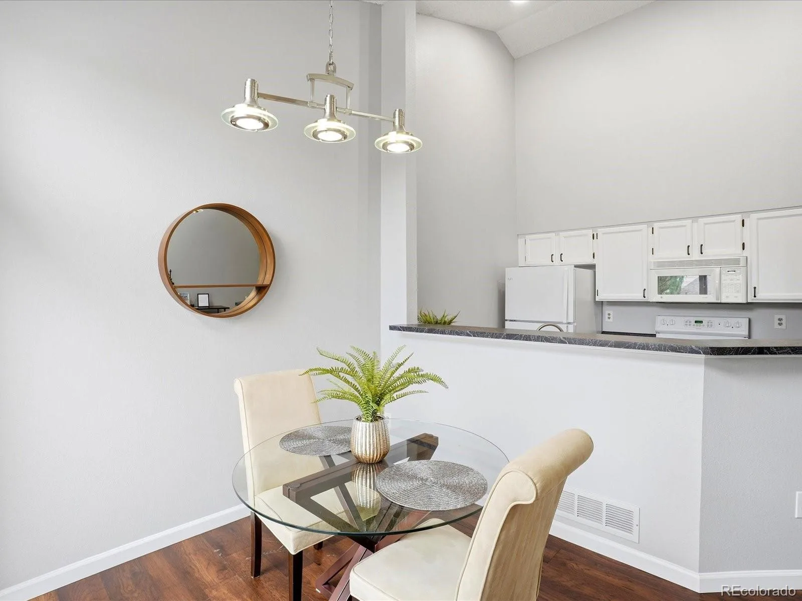 1470 S Quebec Way #240 Denver CO 80231 | MLS #REC1980632 09302026011702 1600 10